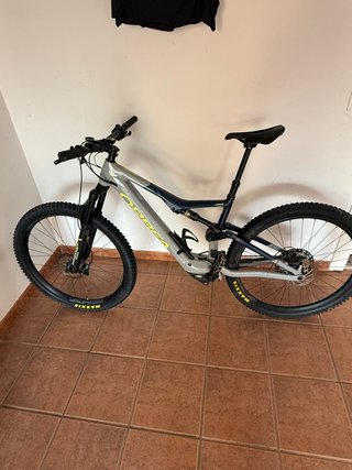 Bicicleta Eléctrica Orbea Rise 2023