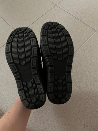 Botines negros pelito interno