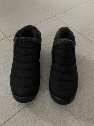 Botines negros pelito interno