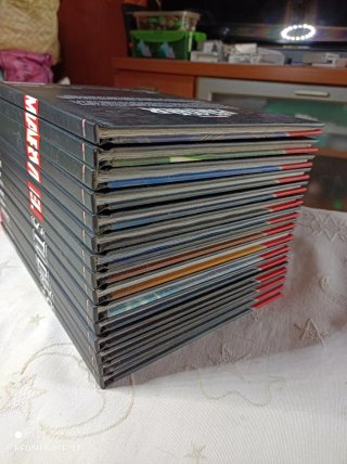Colección Marvel Studios 15 Tomos + DVD