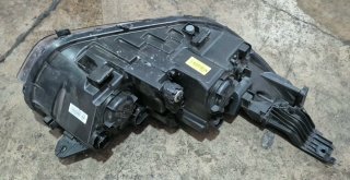 Faro Izquierdo SsangYong Tivoli