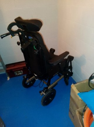 Silla de ruedas posicional