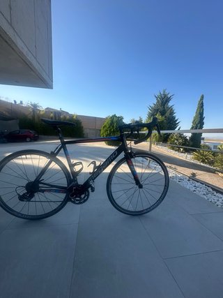 Megamo R8 Bicicleta de Carretera