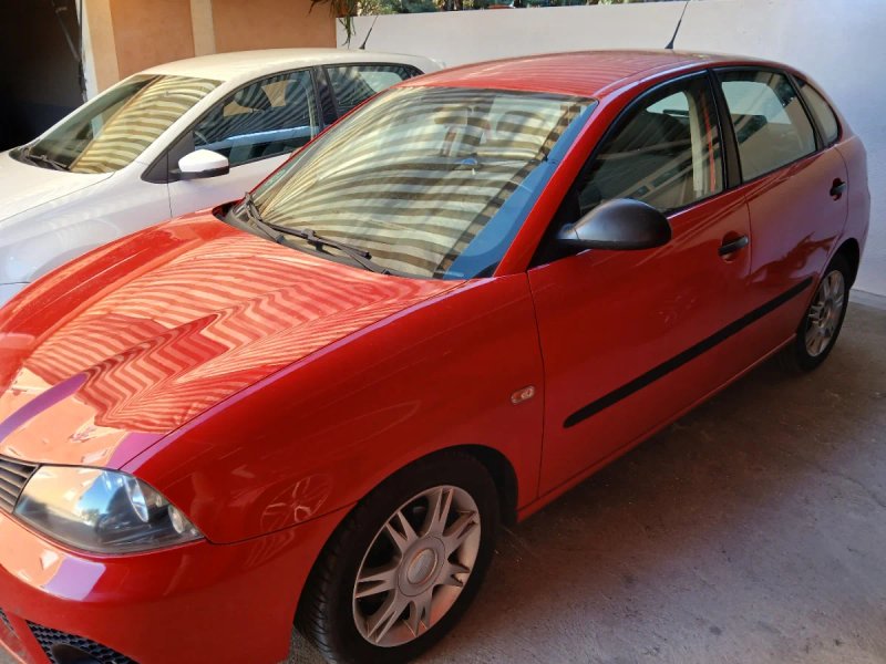 SEAT Ibiza 2008 - foto 1