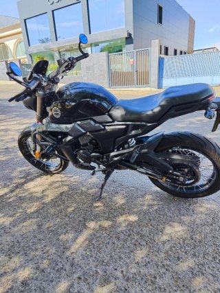 Moto Zontes 125 G1 X Negra