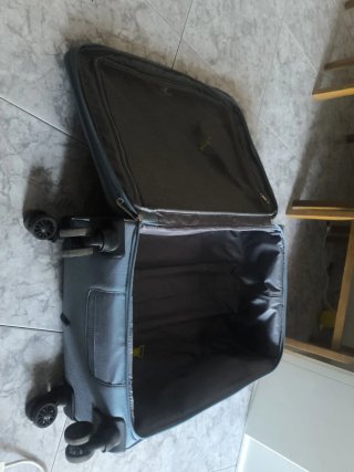 Maleta mediana American Tourister gris