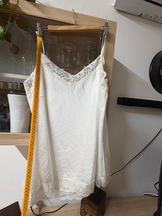 Blusa de tirantes con encaje