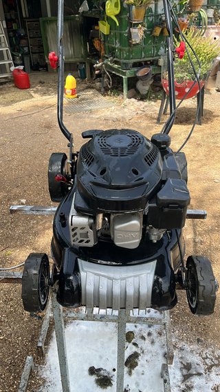 Cortacésped BRAST 144cc Gasolina con Tracción