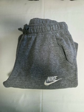 Chándal Nike Gris y Negro niño