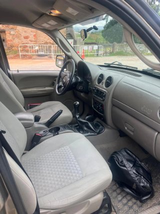Jeep Cherokee 2006