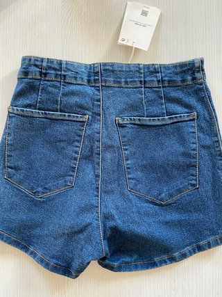 Pantalón corto vaquero azul