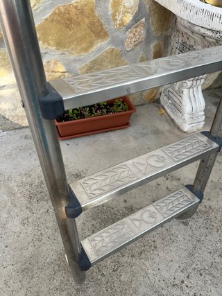 Escalera Piscina Metal 5 Peldaños