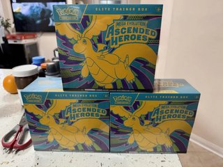 Cajas Elite Trainer Box Pokémon