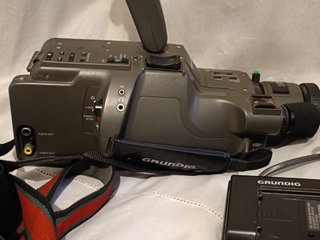 Câmera Filmar Grundig VS 8100 + Acessórios
