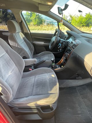 Peugeot 307 SW 2.0 HDi del año 2006 en muy buen es
