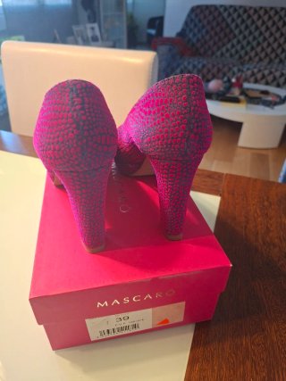 Zapatos de tacón peep toe fucsia