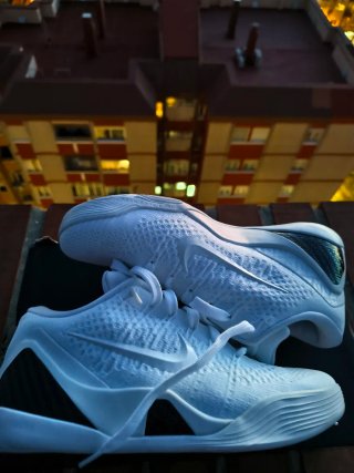 Zapatillas Nike Kobe Blancas