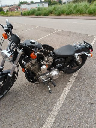 Harley Davidson Sporster 883 hugger