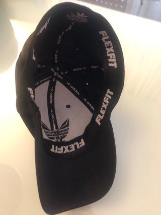 Gorra Adidas Negra