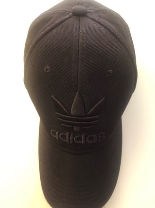 Gorra Adidas Negra