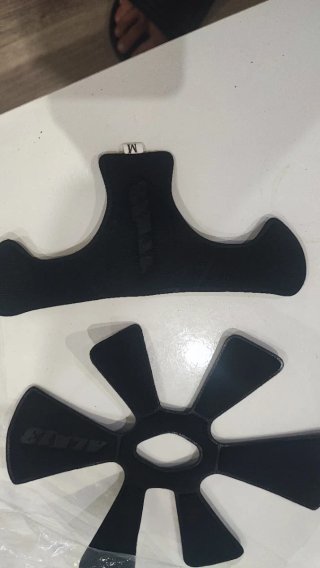 Casco de patinaje AL13 negro