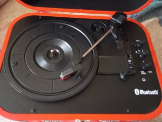 Tocadiscos Portátil Swingson Naranja. Muy poco uso