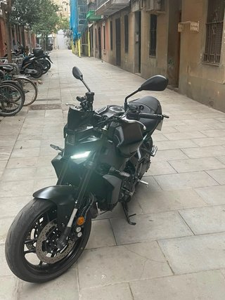 Yamaha MT-09 2024 Negra
