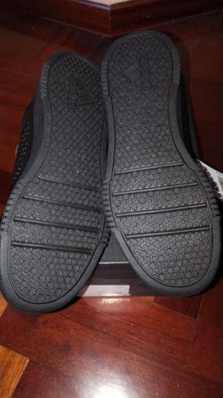 Zapatillas Adidas Talla 40 Nuevo