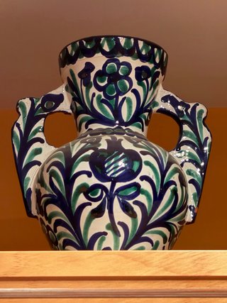 Jarrón de cerámica granadina