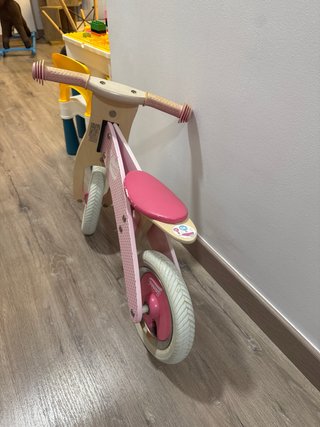 Bicicleta Janod sin pedales rosa