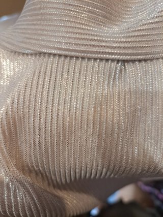 Camiseta rosa con plateado sin mangas