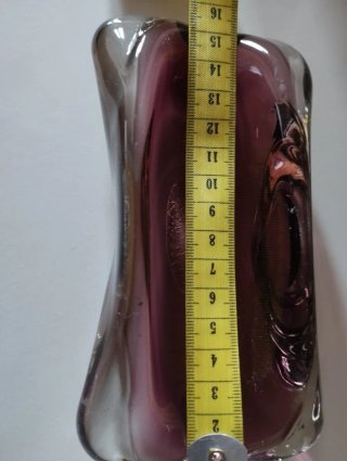 Jarrón de cristal morado y transparente