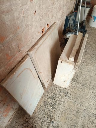 Fregadero y encimera de mármol antiguo.