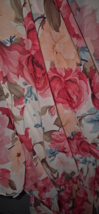 Vestido floral talla 52-54 a estrenar