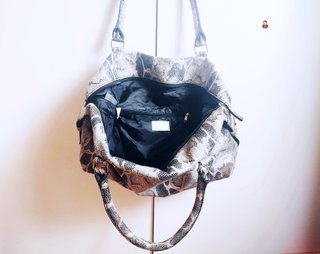 Bolso Gris Serpiente