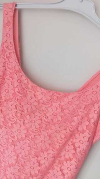 Vestido encaje rosa Pull&Bear Talla S