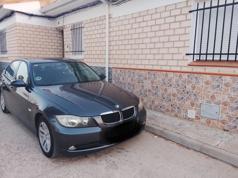 BMW Serie 3 2008 - foto 1