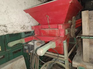 Prensa y Malladora Manzanas Motorizada