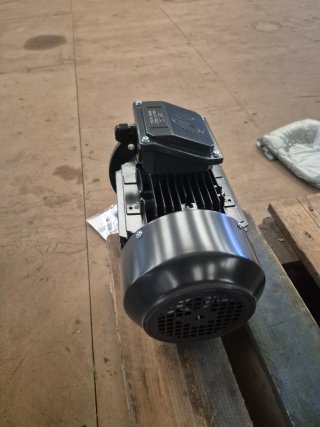 Motor Eléctrico TECHTOP Flange B5