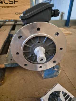 Motor Eléctrico TECHTOP Flange B5