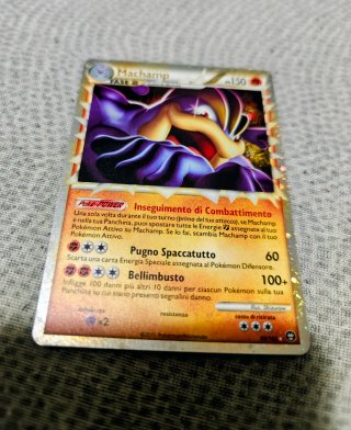 Carta Pokémon Machamp 95/102 ITA del 2011