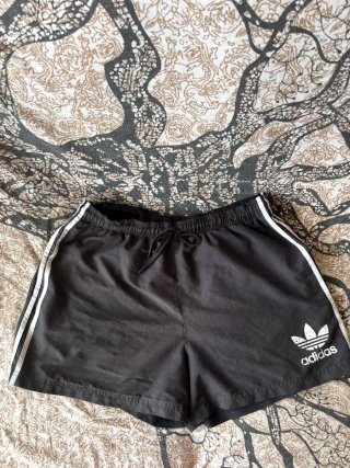 Pantalón corto Adidas negro