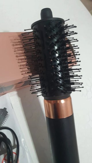 Cepillo Eléctrico Elle Negro y Dorado