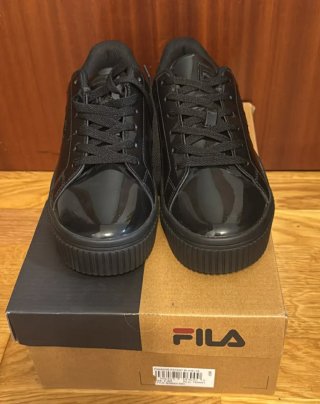 Zapatillas Fila Negras Charol