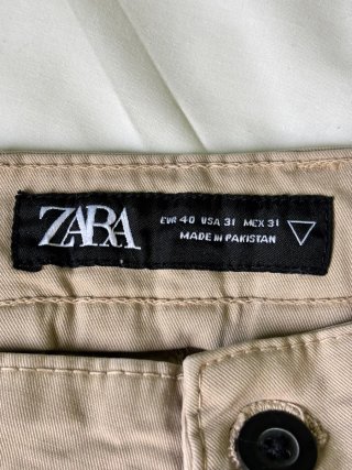 Pantalón chino Zara beige