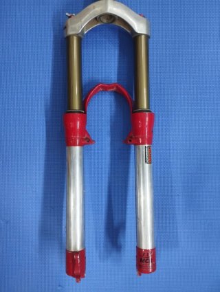 Suspensão Marzocchi Bomber Z1