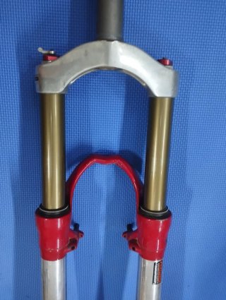Suspensão Marzocchi Bomber Z1