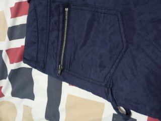 Talla 42.Desigual Pantalón Corto Azul Oscuro.