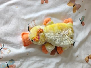 Lote de 4 peluches: elefante, conejo, pato y suric
