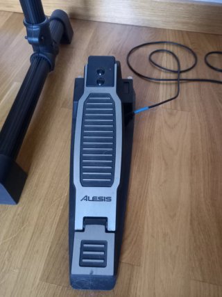 Batería Electrónica Alesis DM8